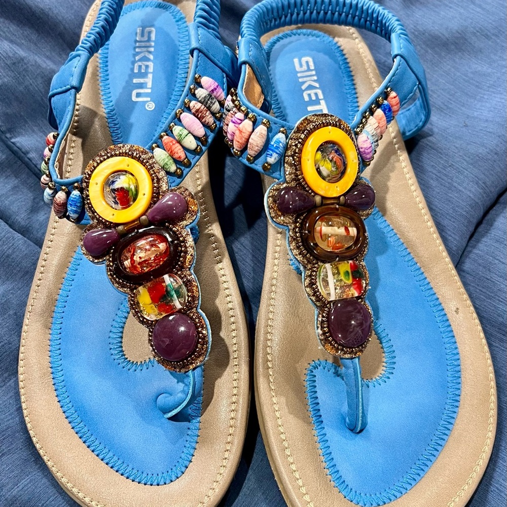 Siketu 40 bohemian-style beaded  sandals